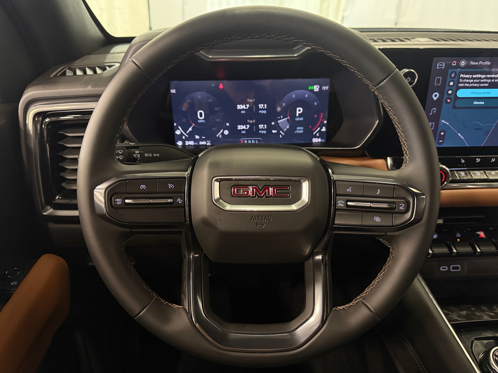 Thumbnail: 2025 GMC Canyon - 4