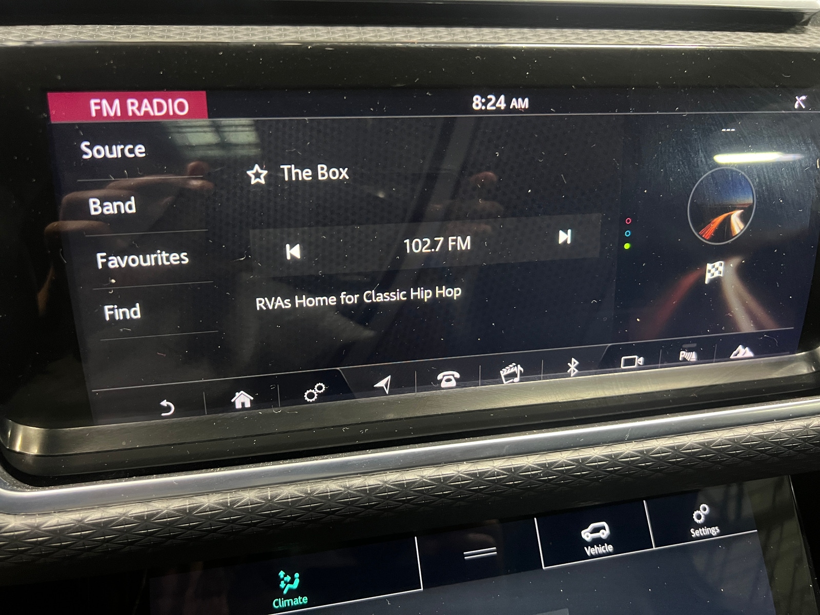 Thumbnail: 2020 Land Rover Range Rover Velar - 3