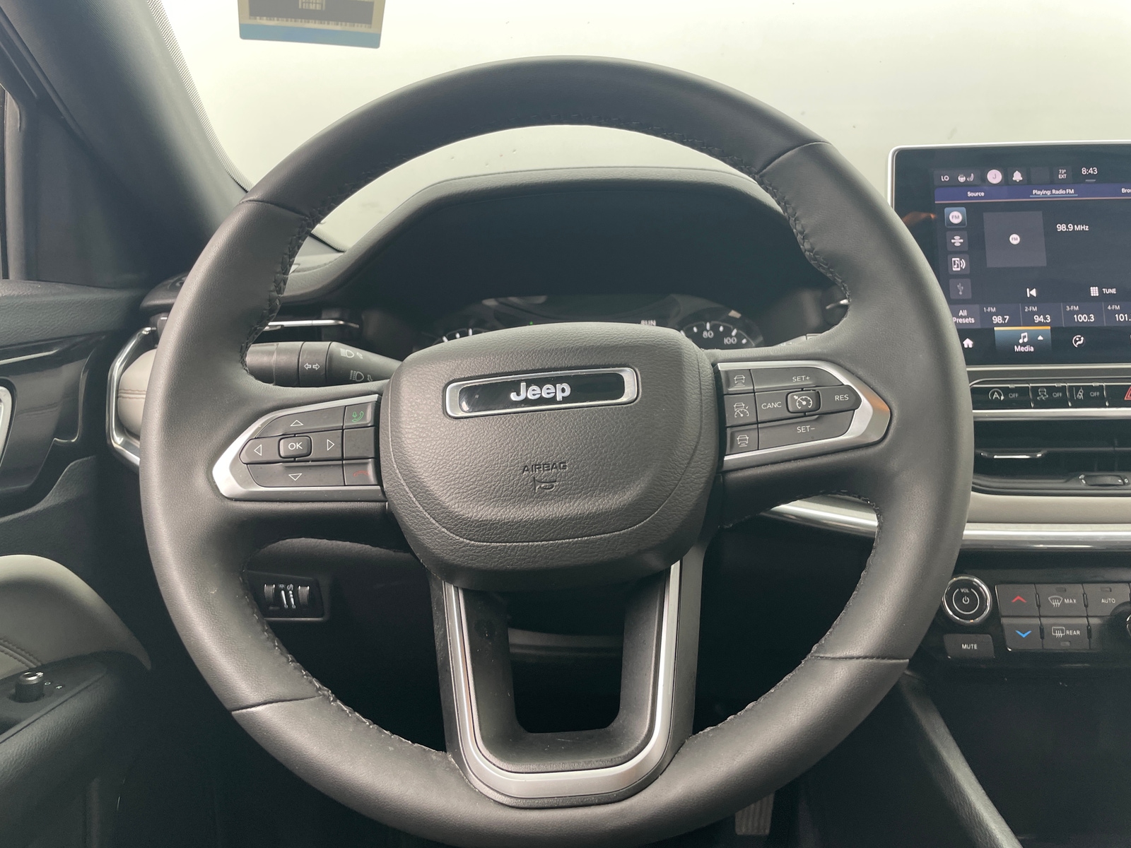 Thumbnail: 2023 Jeep Compass - 4