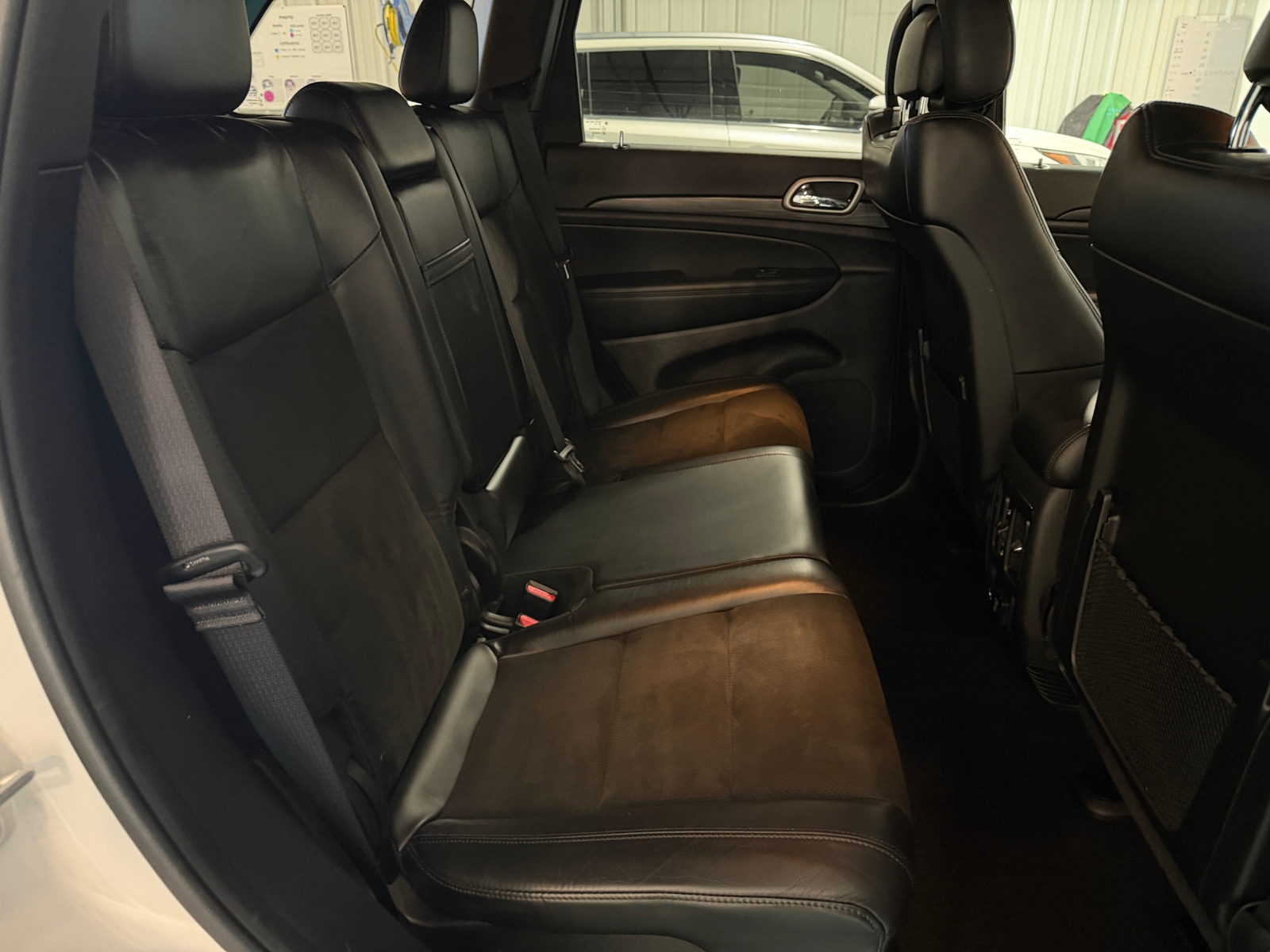 Thumbnail: 2020 Jeep Grand Cherokee - 5