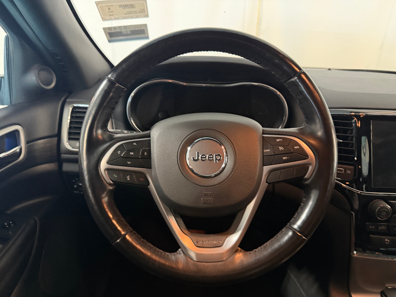 Thumbnail: 2020 Jeep Grand Cherokee - 4