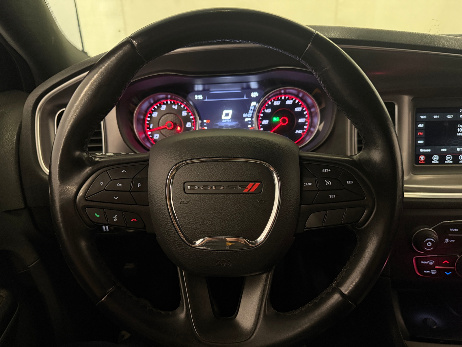 Thumbnail: 2019 Dodge Charger - 5