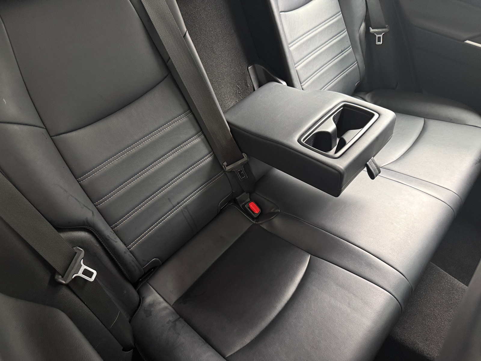 Thumbnail: 2019 Toyota RAV4 - 5