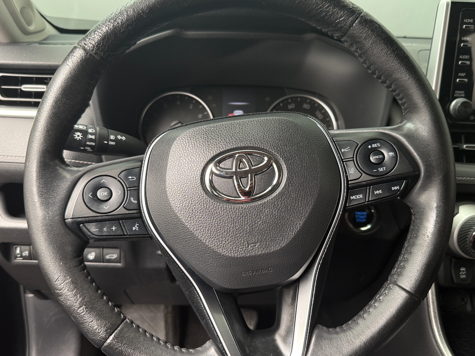 Thumbnail: 2019 Toyota RAV4 - 4
