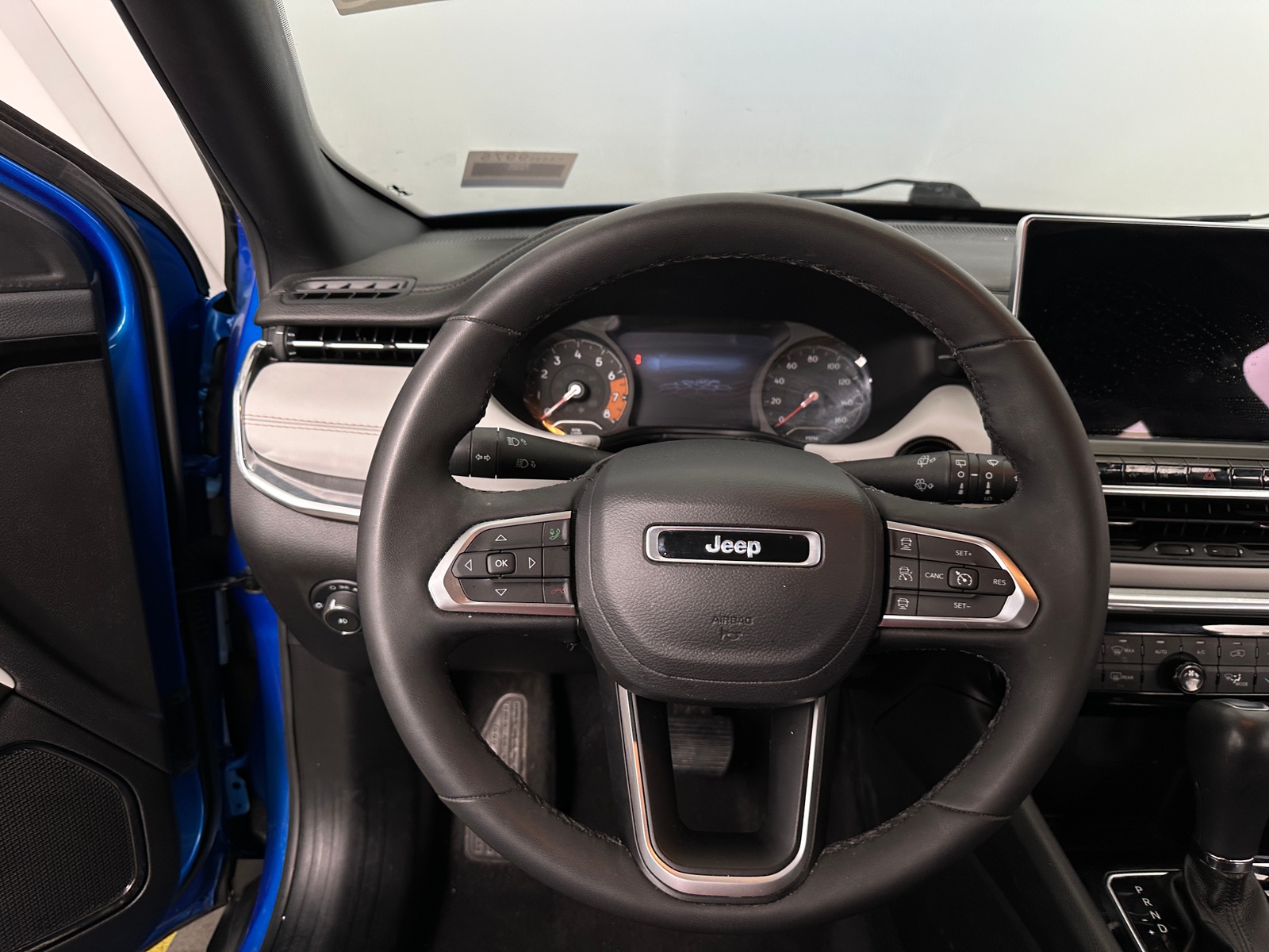 Thumbnail: 2023 Jeep Compass - 4