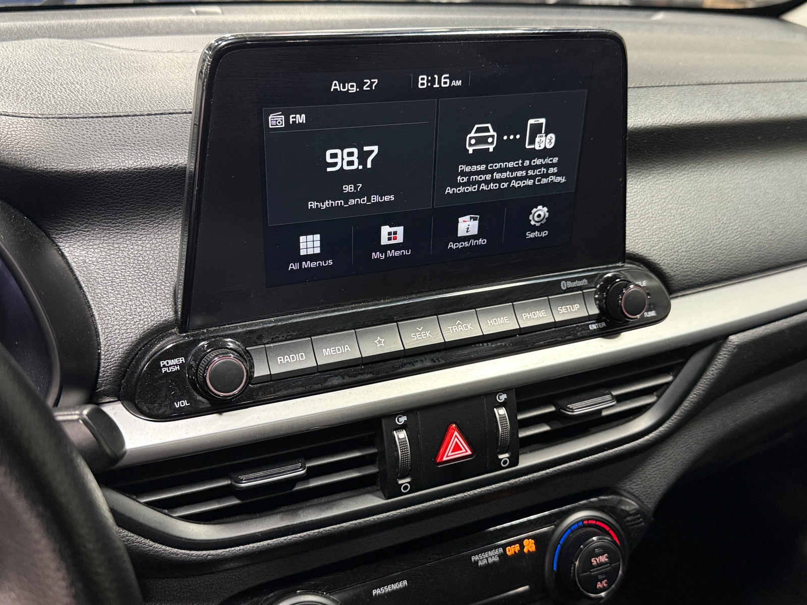 Thumbnail: 2019 Kia Forte - 4