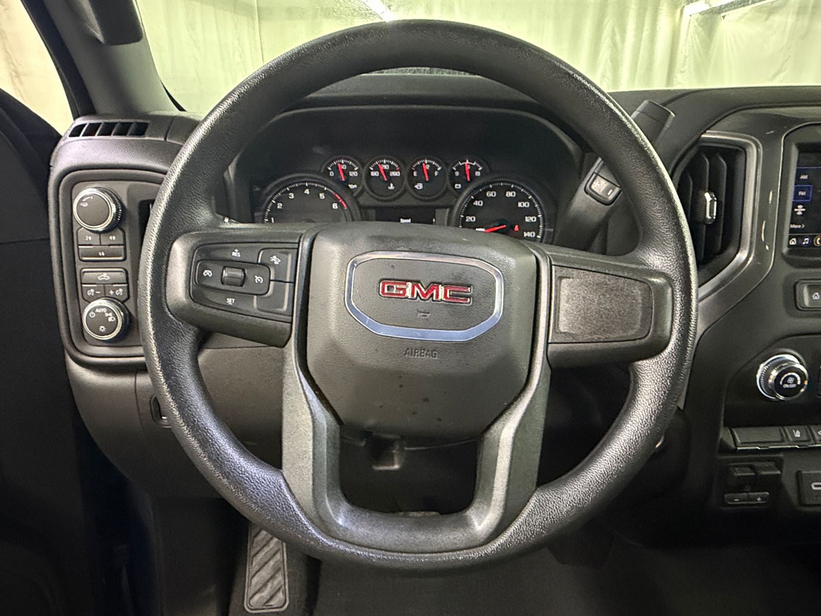 Thumbnail: 2024 GMC Sierra 2500 - 5