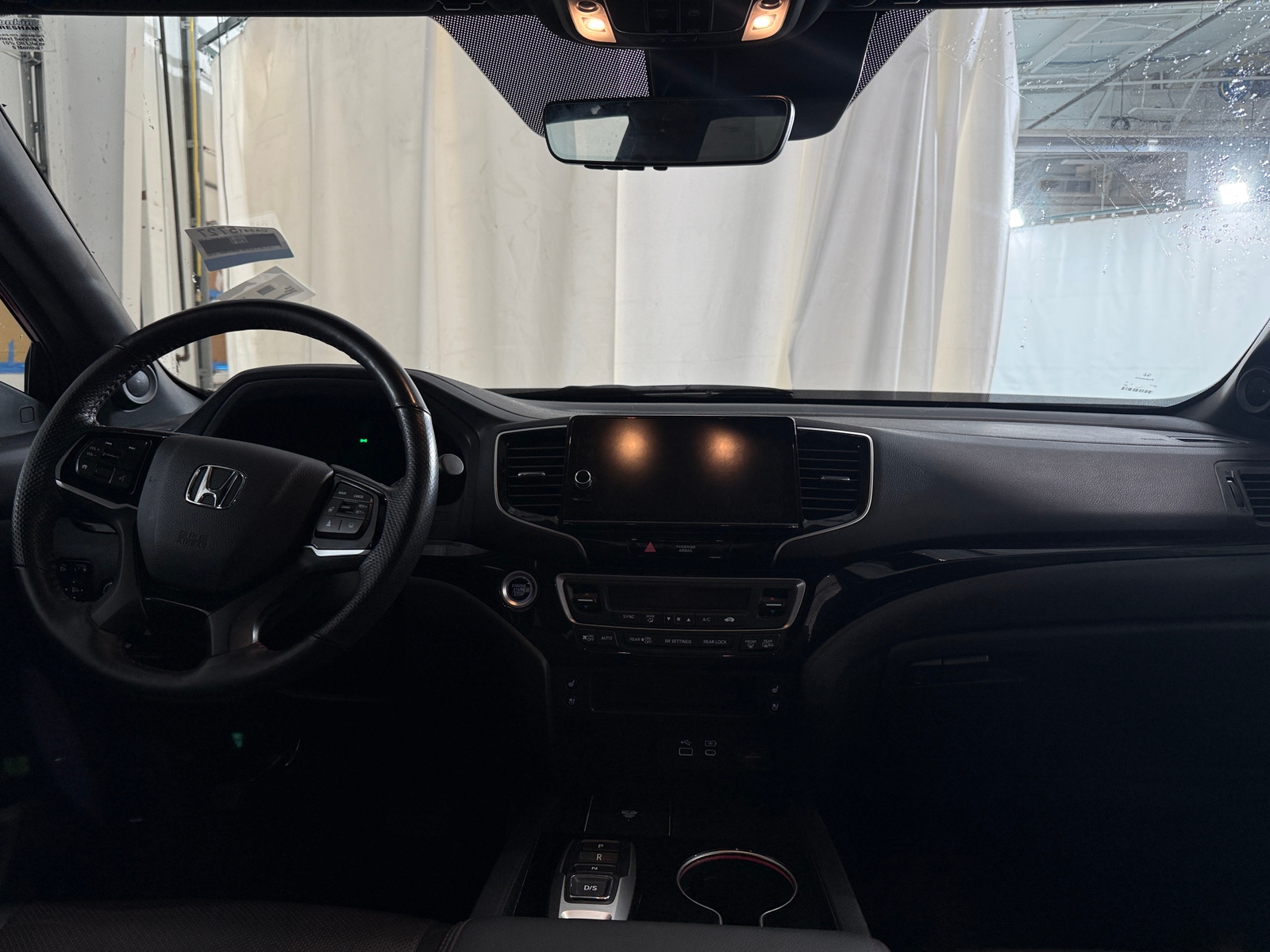 Thumbnail: 2024 Honda Ridgeline - 2