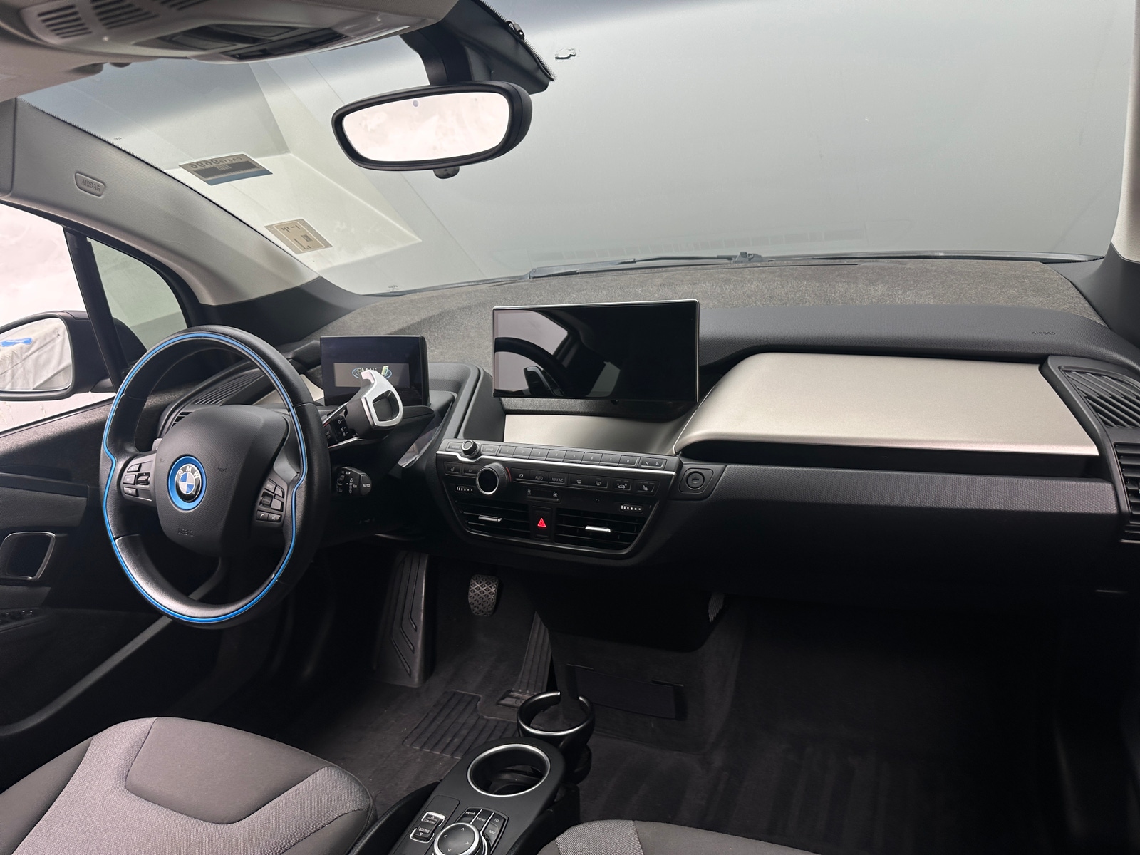 Thumbnail: 2018 BMW i3 - 3
