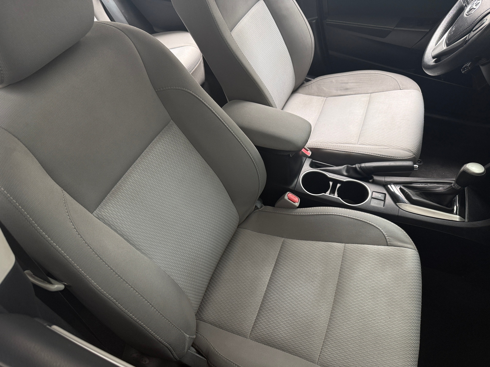 Thumbnail: 2016 Toyota Corolla - 2