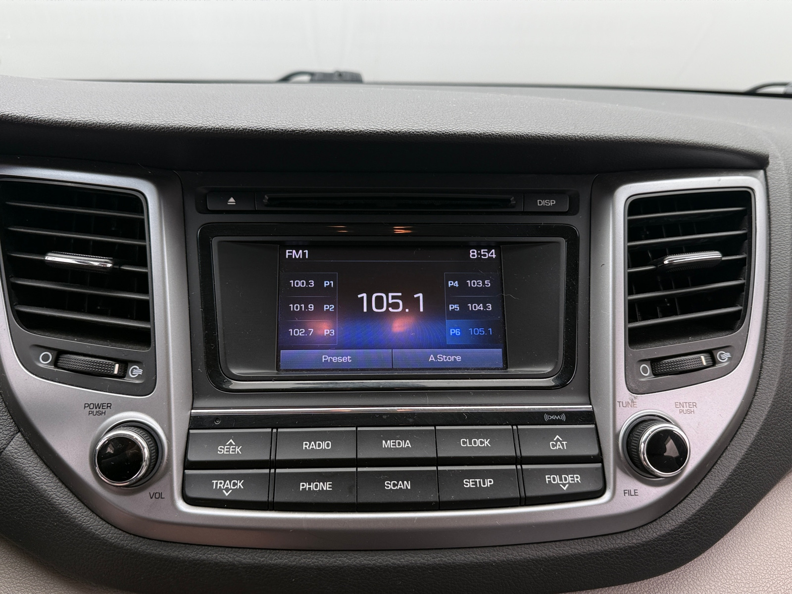 Thumbnail: 2017 Hyundai Tucson - 4