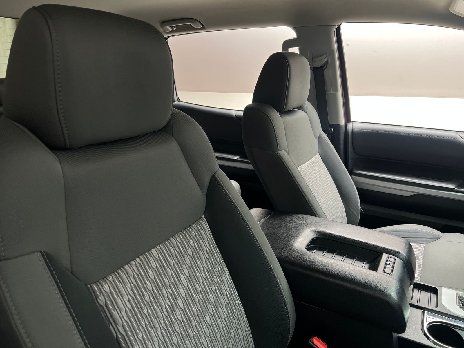 Thumbnail: 2018 Toyota Tundra - 2