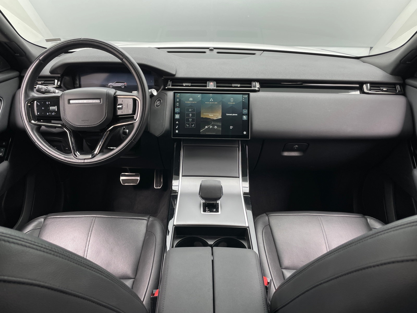 Thumbnail: 2025 Land Rover Range Rover Velar - 2