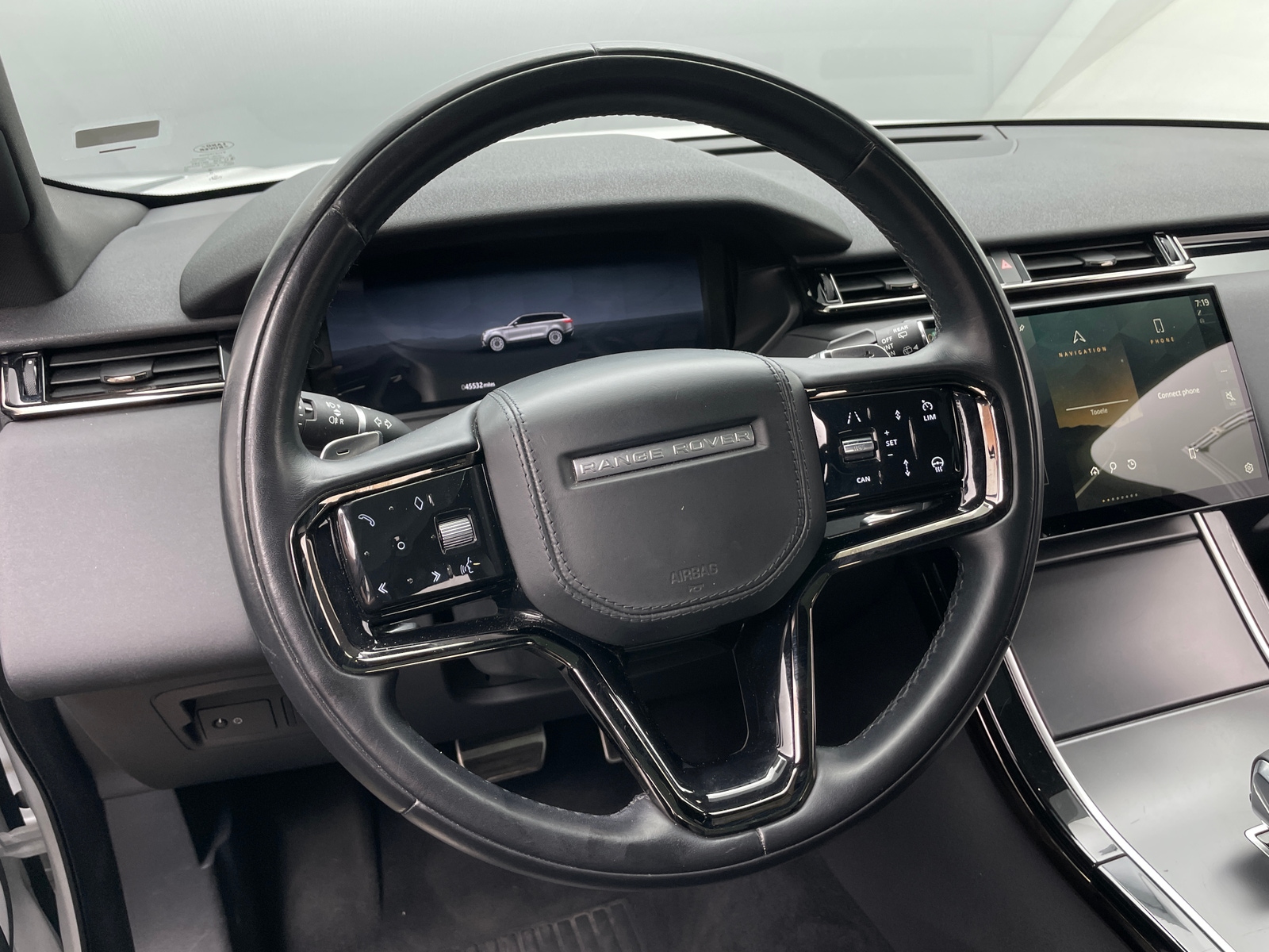 Thumbnail: 2025 Land Rover Range Rover Velar - 4