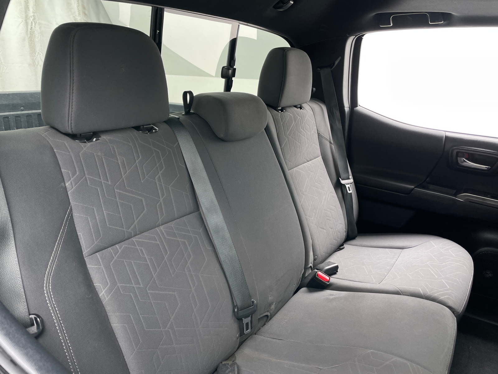Thumbnail: 2016 Toyota Tacoma - 6