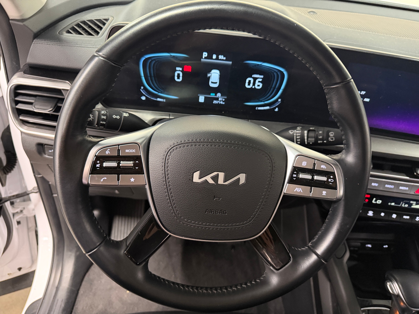Thumbnail: 2025 Kia Telluride - 4
