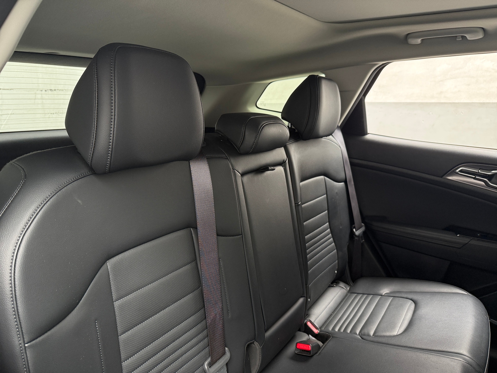 Thumbnail: 2023 Kia Sportage - 5