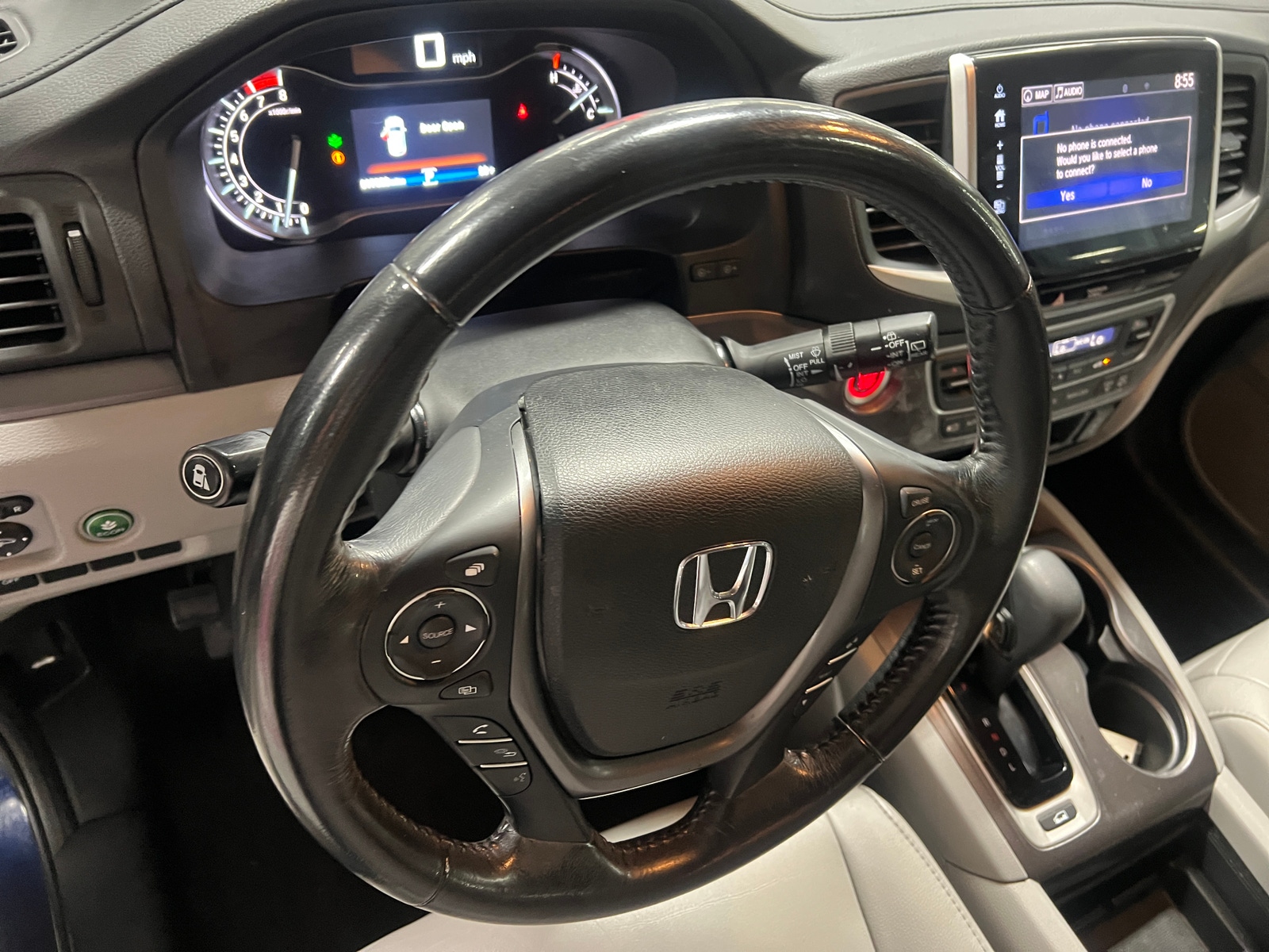 Thumbnail: 2017 Honda Pilot - 4