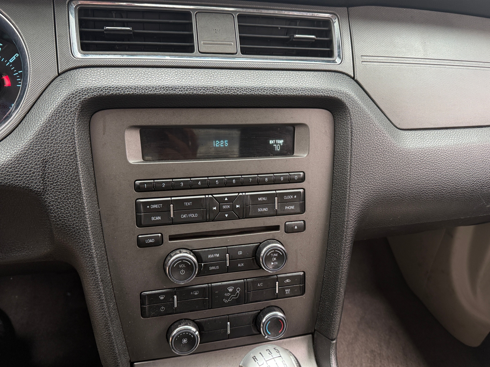 Thumbnail: 2011 Ford Mustang - 3