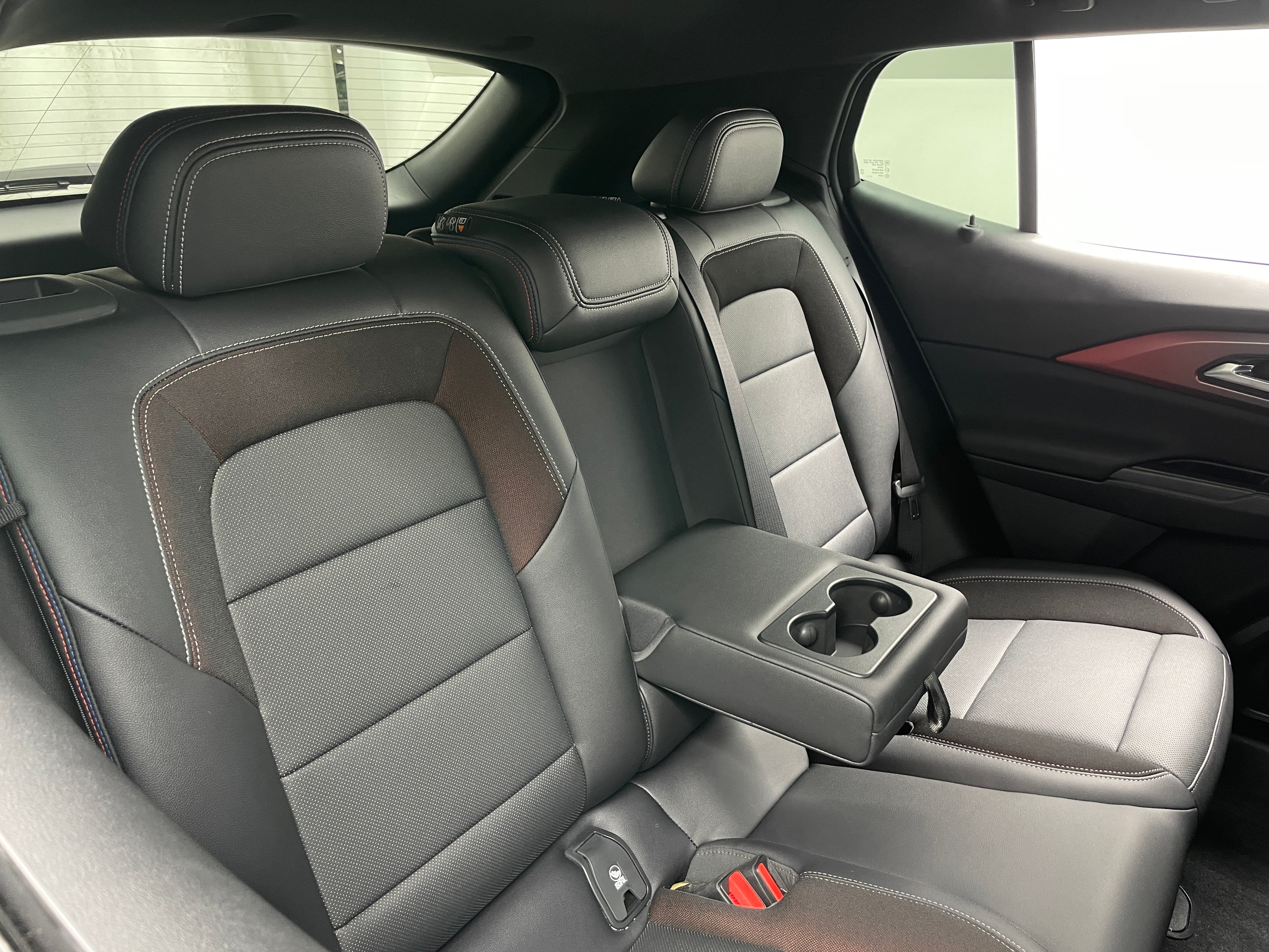Used 2025 Chevrolet Equinox EV RS with VIN 3GN7DSRR5SS217398 for sale in Auburn, WA