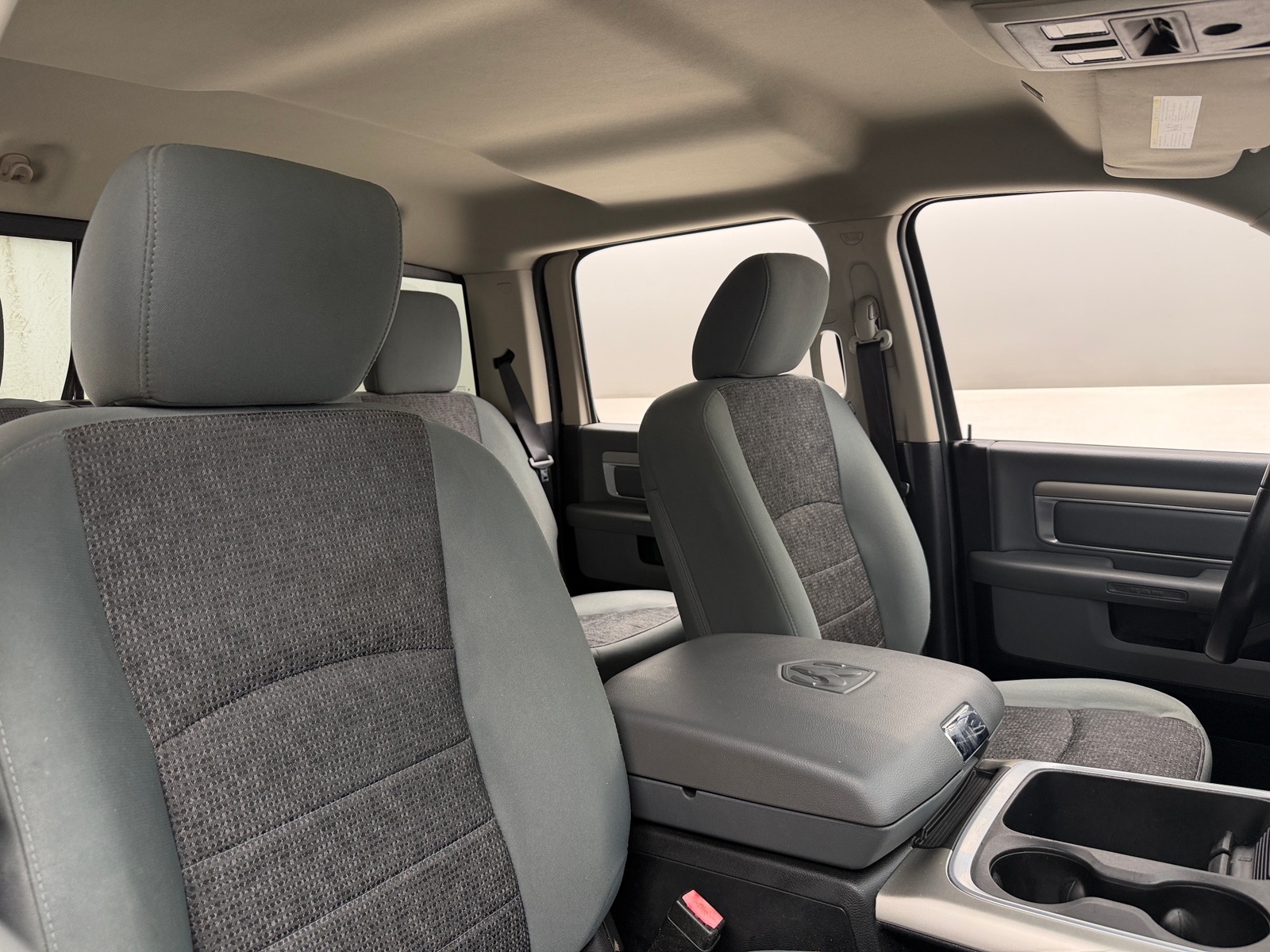 Thumbnail: 2019 RAM 1500 Classic - 2