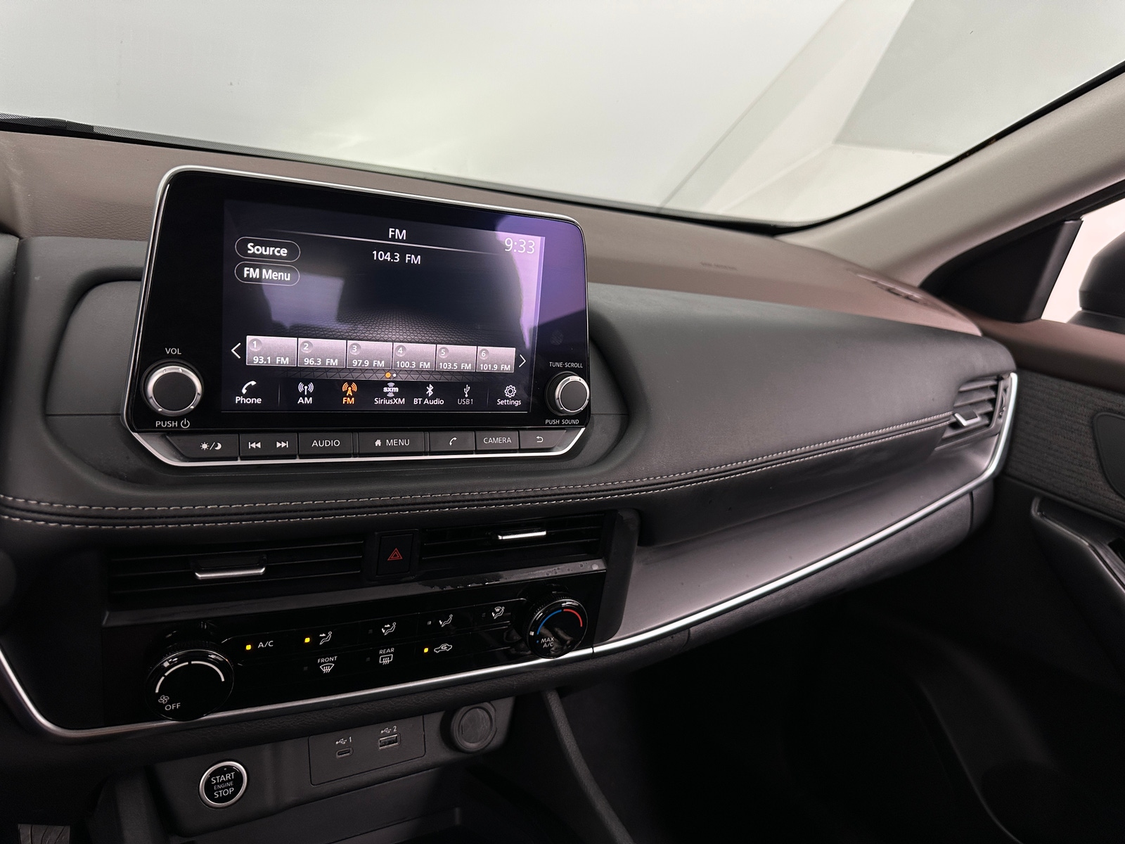 Thumbnail: 2023 Nissan Rogue - 4