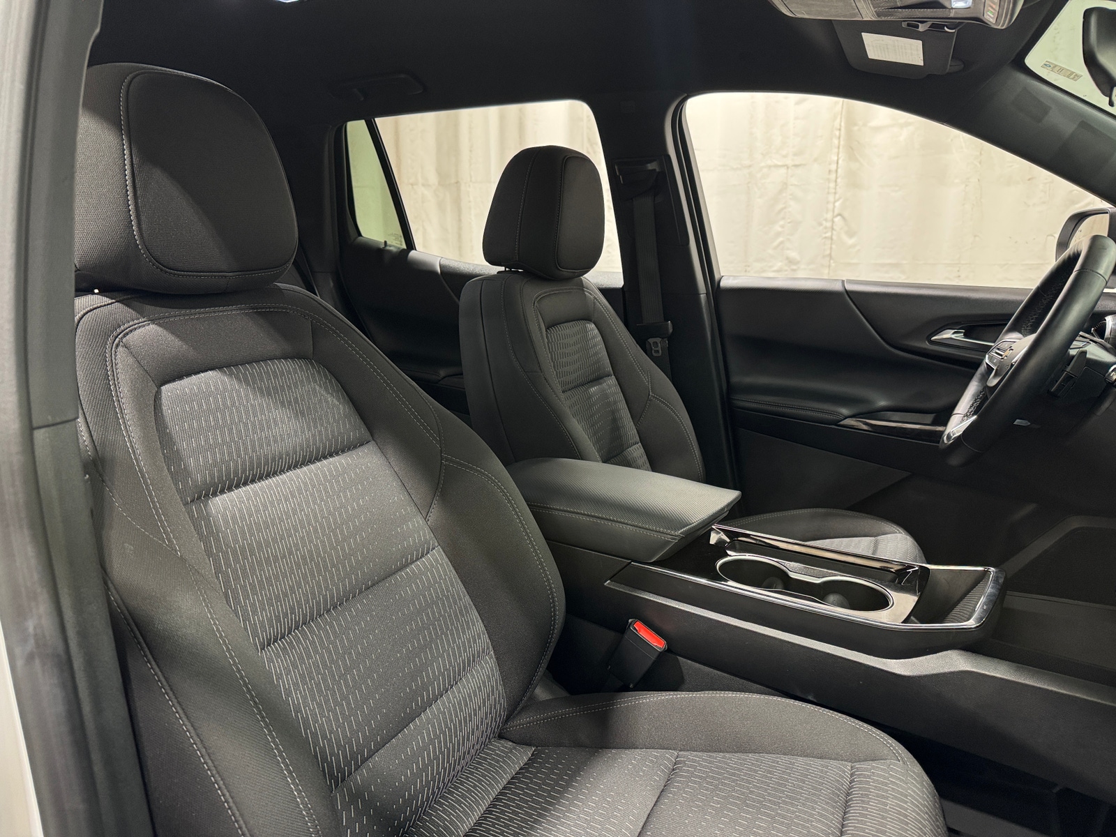 Thumbnail: 2025 Chevrolet Equinox - 2