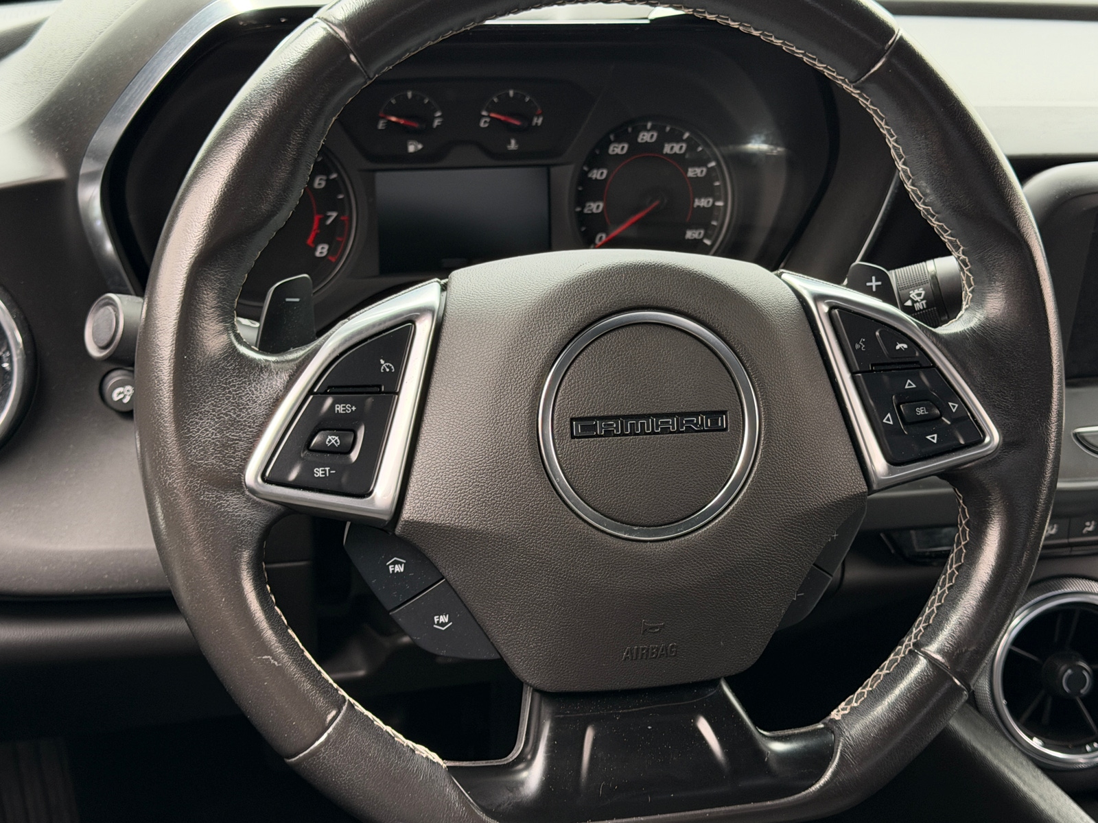 Thumbnail: 2019 Chevrolet Camaro - 5