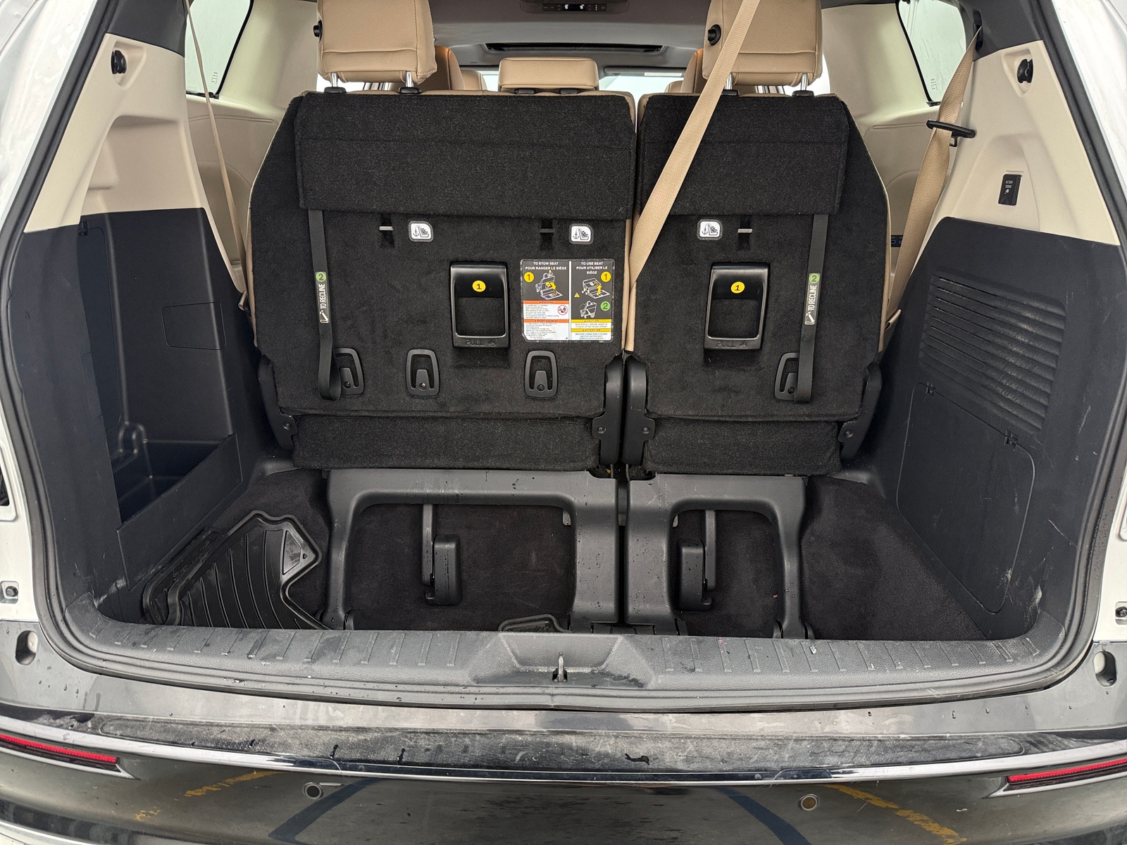Thumbnail: 2024 Toyota Sienna - 6