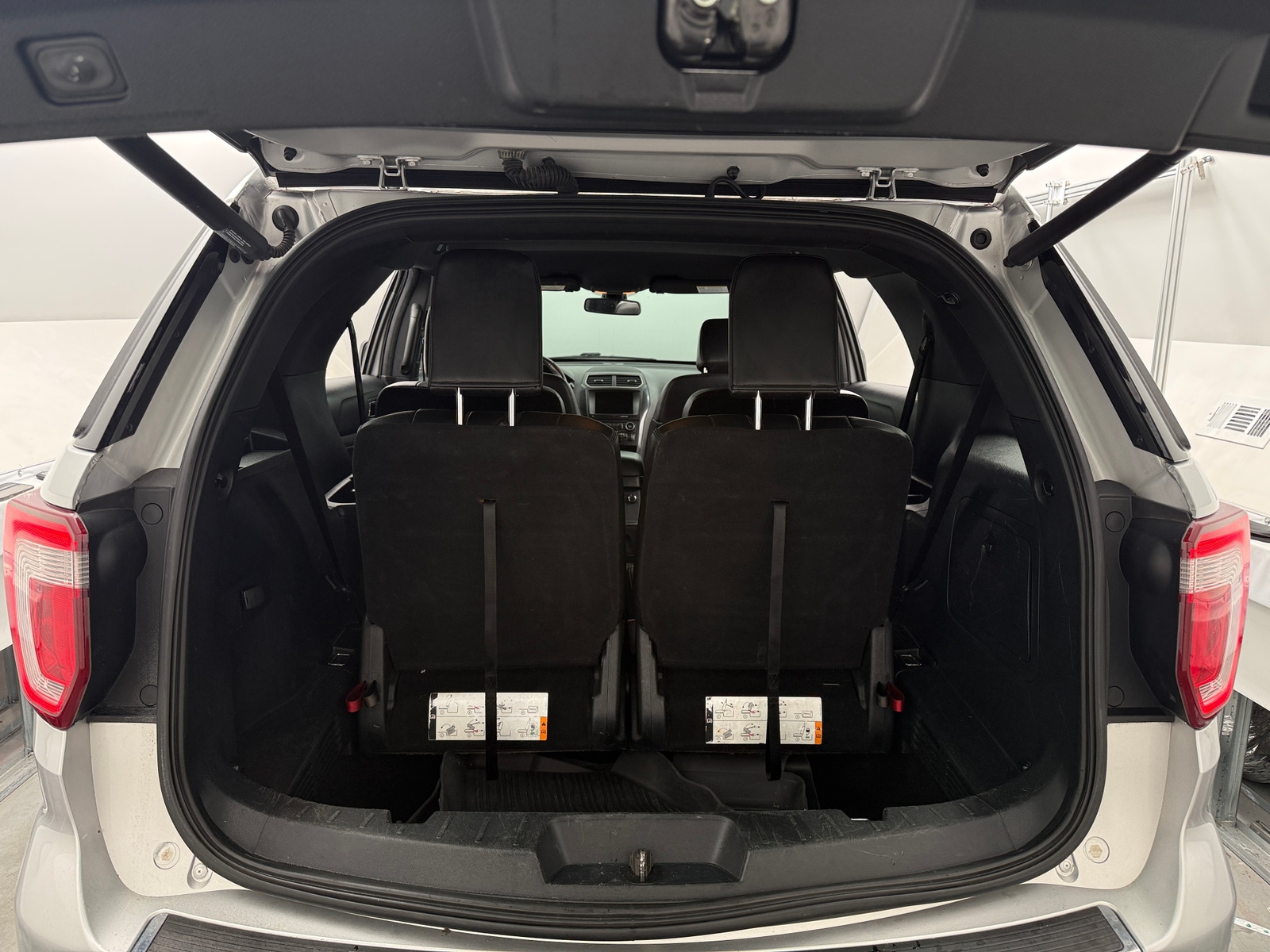 Thumbnail: 2018 Ford Explorer - 6