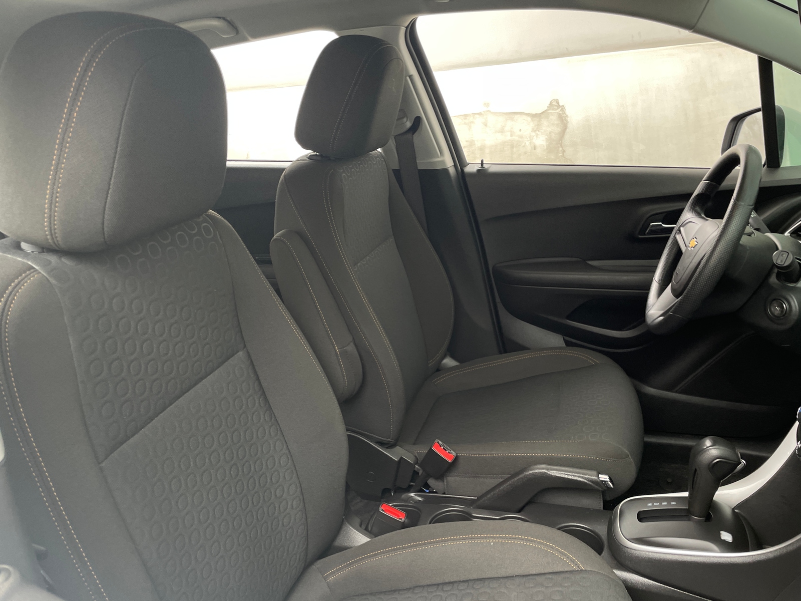 Thumbnail: 2020 Chevrolet Trax - 2