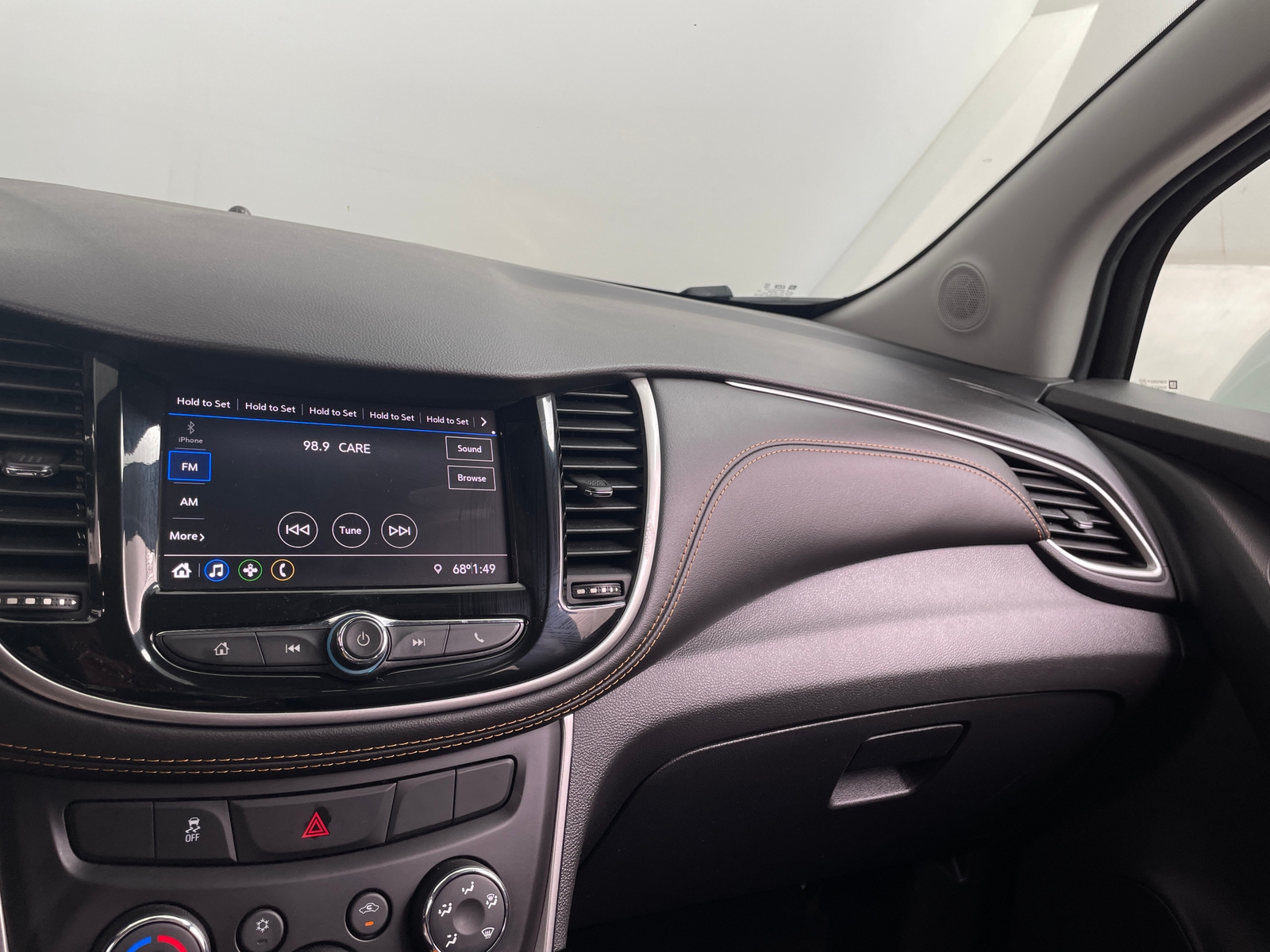 Thumbnail: 2020 Chevrolet Trax - 4