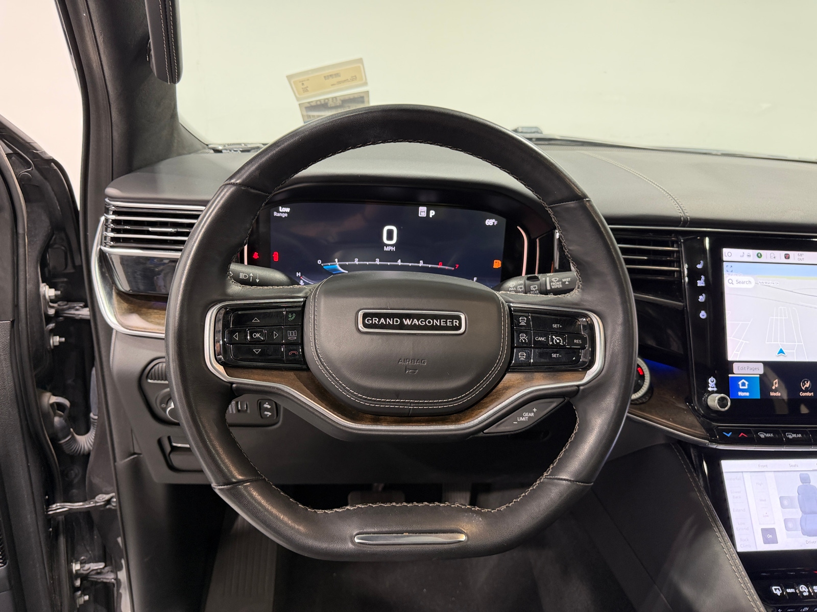Thumbnail: 2023 Jeep Grand Wagoneer - 4