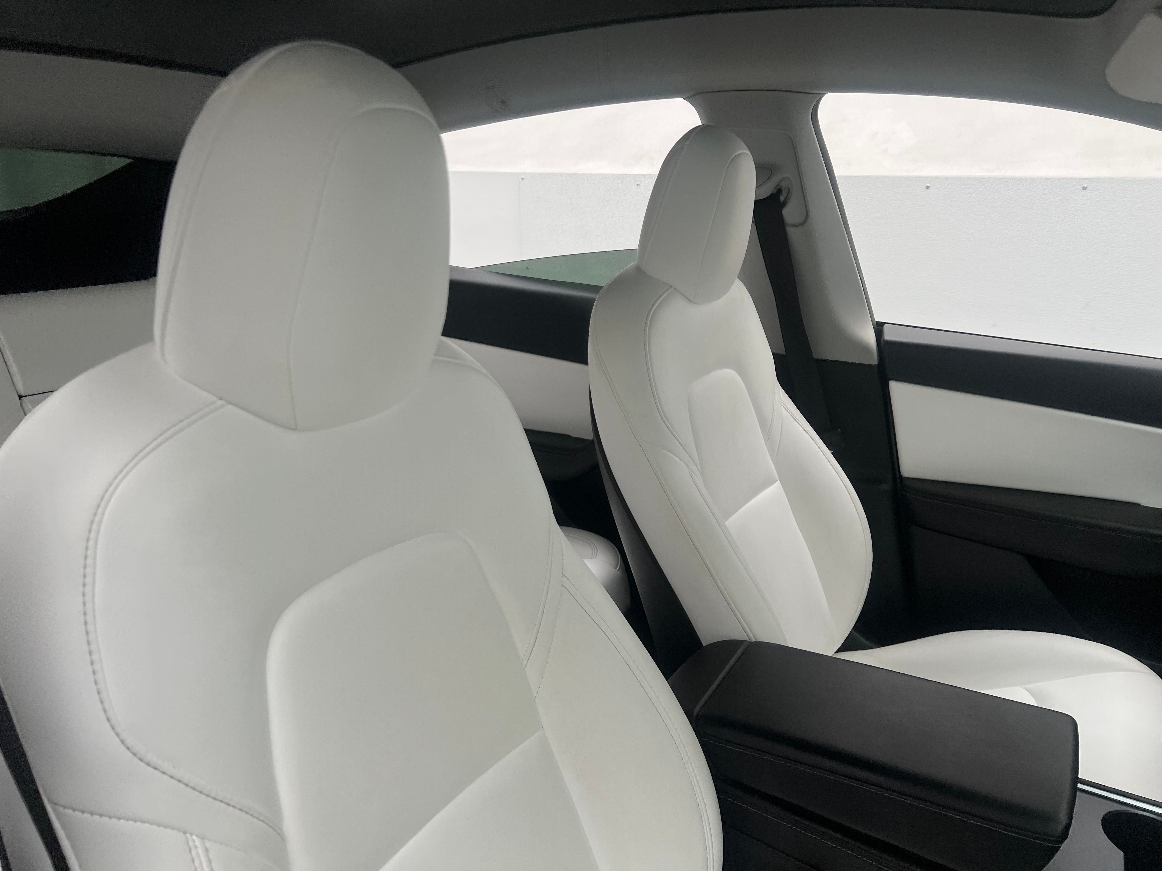 Used 2021 Tesla Model Y Long Range with VIN 5YJYGDEE4MF287697 for sale in Auburn, WA