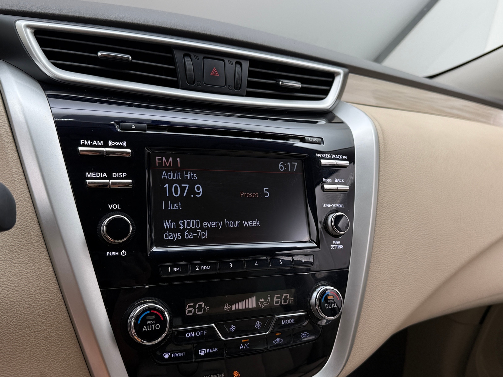 Thumbnail: 2016 Nissan Murano - 4
