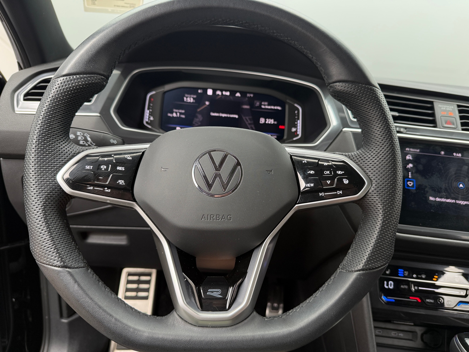 Thumbnail: 2024 Volkswagen Tiguan - 4