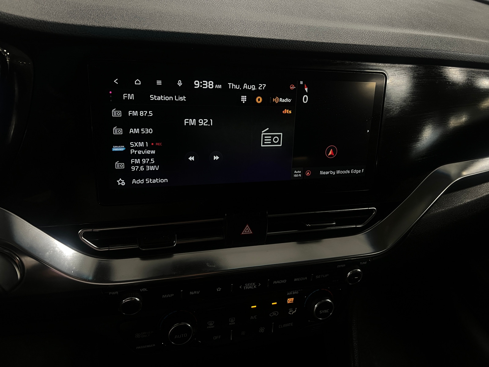 Thumbnail: 2020 Kia Niro - 3