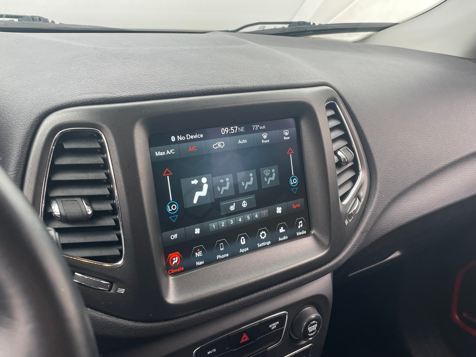 Thumbnail: 2018 Jeep Compass - 4