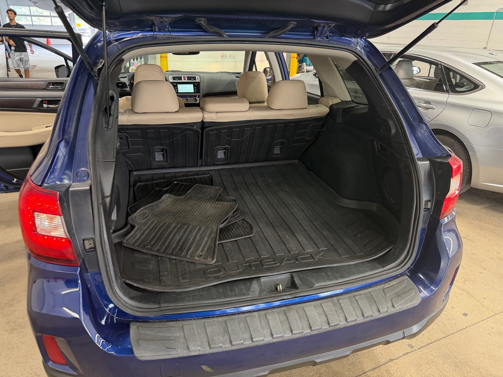 Thumbnail: 2015 Subaru Outback - 6
