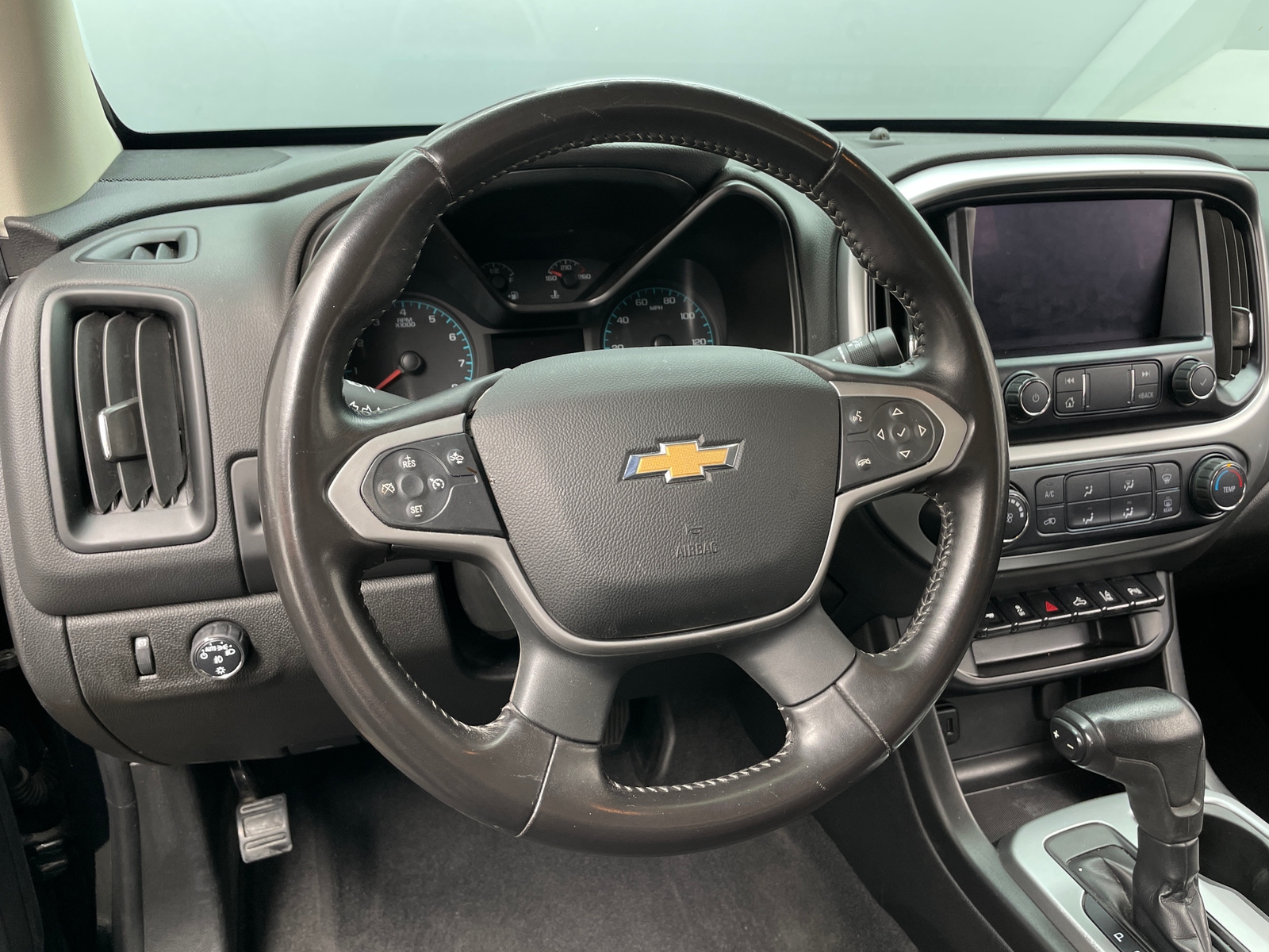 Thumbnail: 2021 Chevrolet Colorado - 5