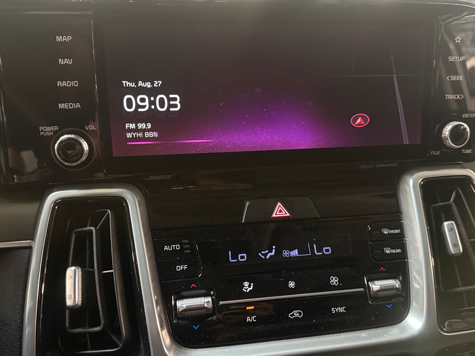 Thumbnail: 2023 Kia Sorento - 3