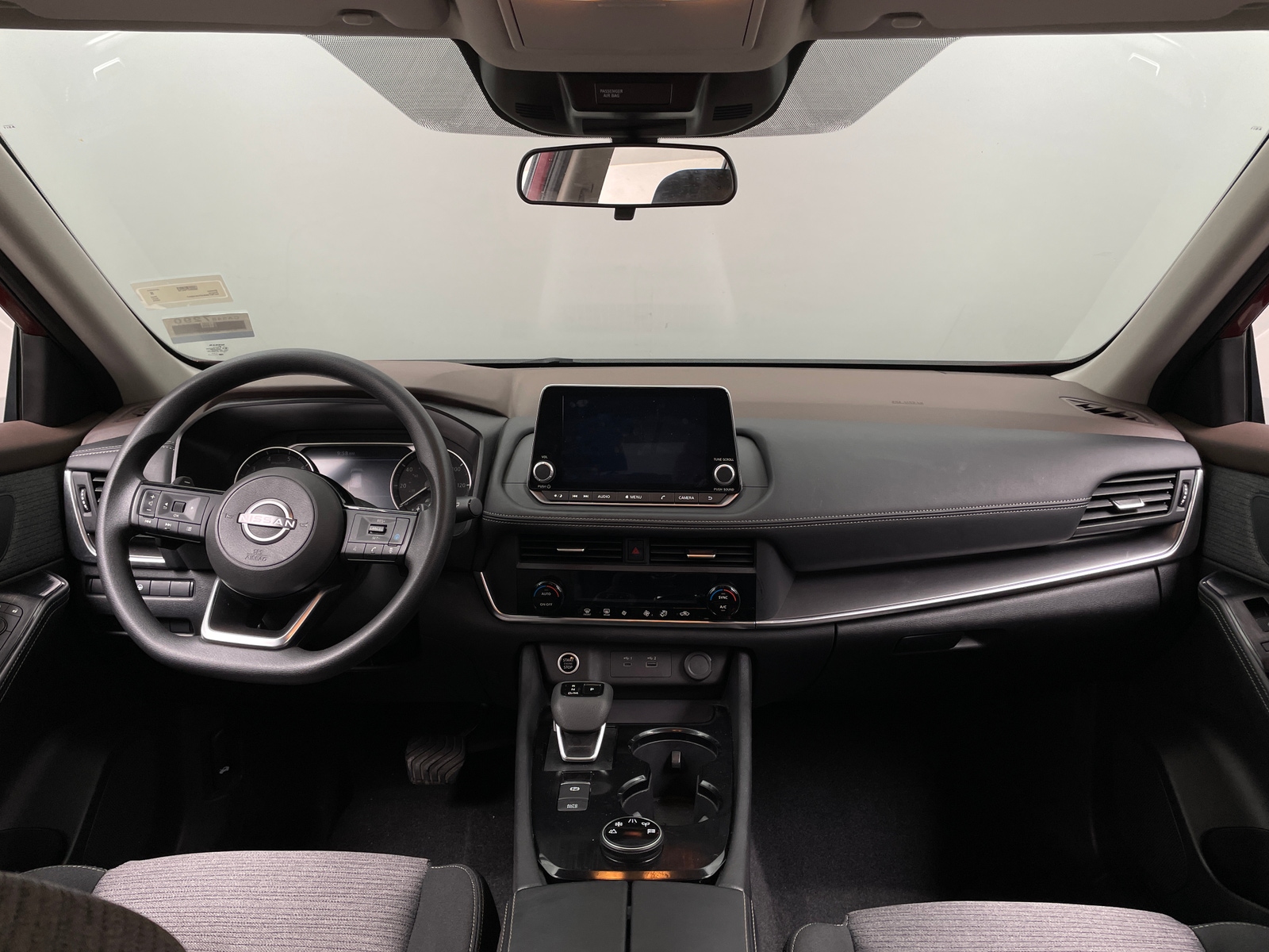 Thumbnail: 2023 Nissan Rogue - 3