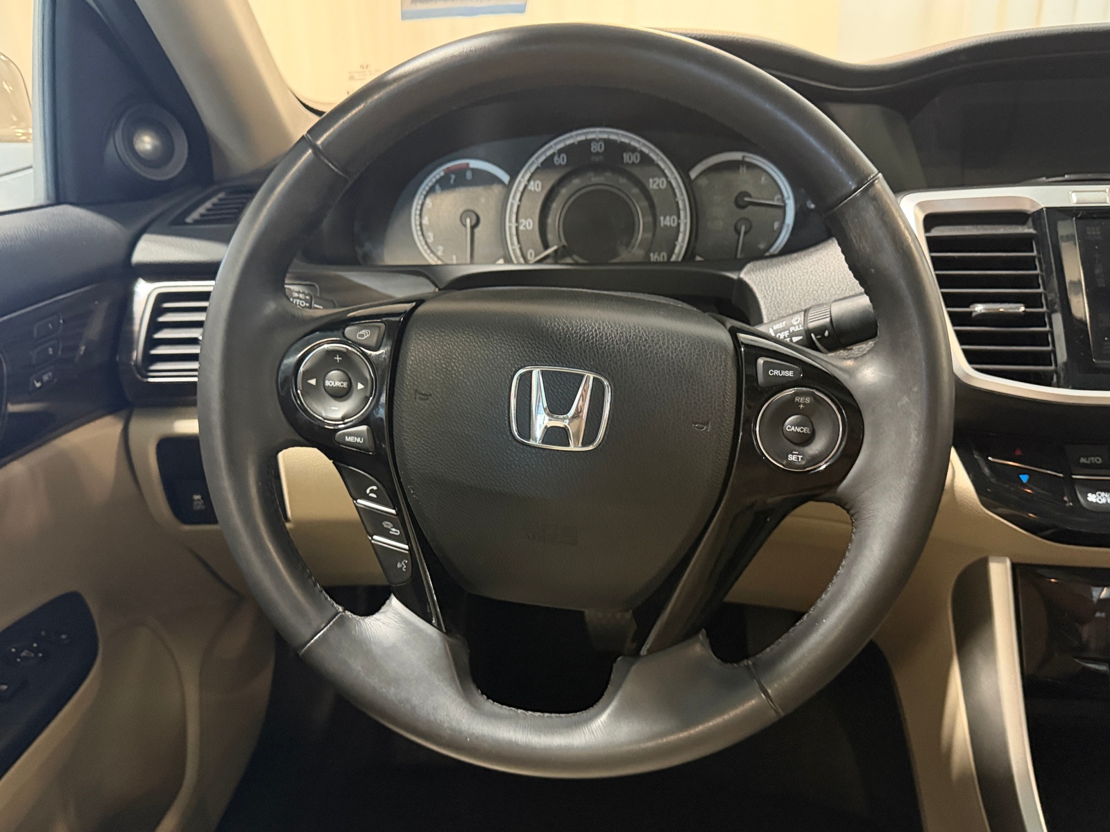 Thumbnail: 2017 Honda Accord - 4