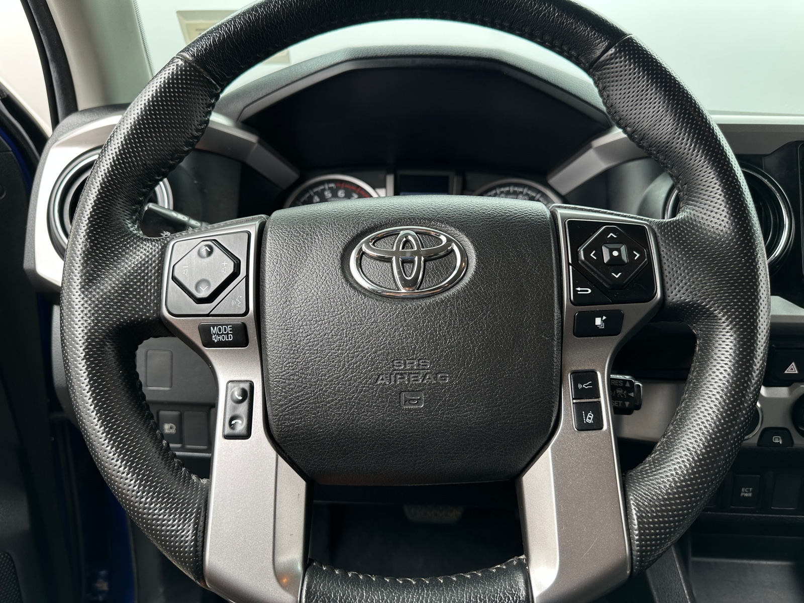 Thumbnail: 2023 Toyota Tacoma - 5