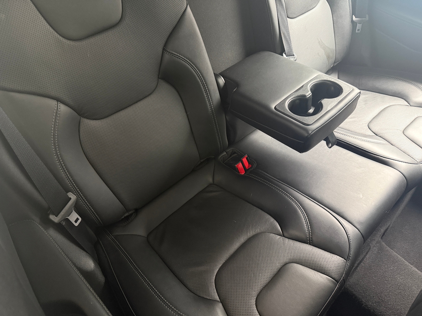 Thumbnail: 2021 Jeep Cherokee - 5