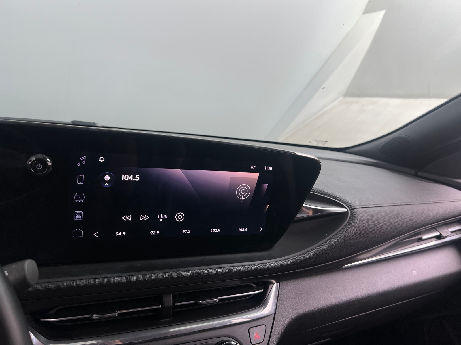Thumbnail: 2024 Buick Envista - 3
