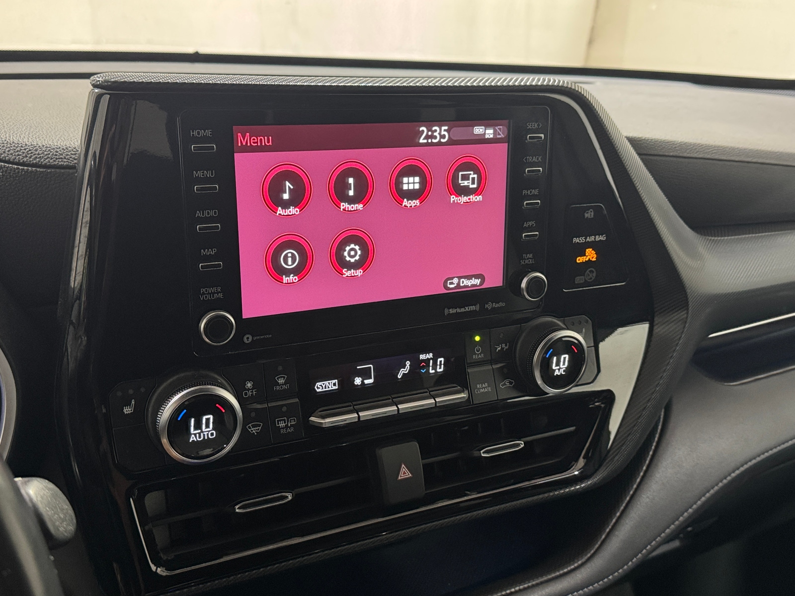 Thumbnail: 2021 Toyota Highlander - 4