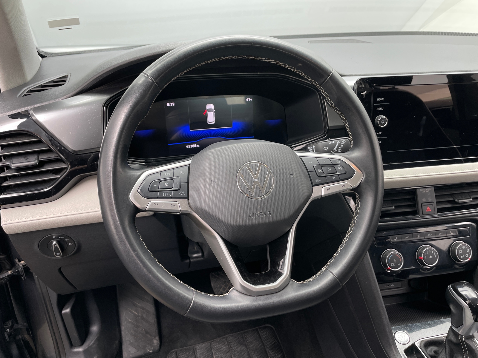 Thumbnail: 2025 Volkswagen Taos - 5