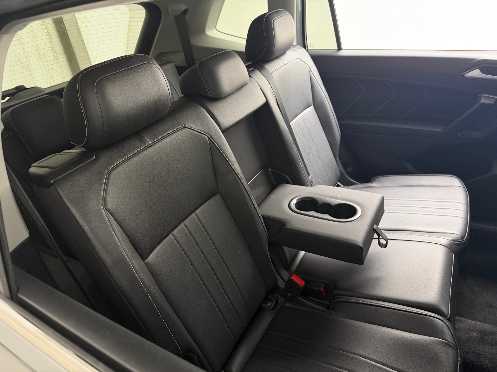 Thumbnail: 2024 Volkswagen Tiguan - 6