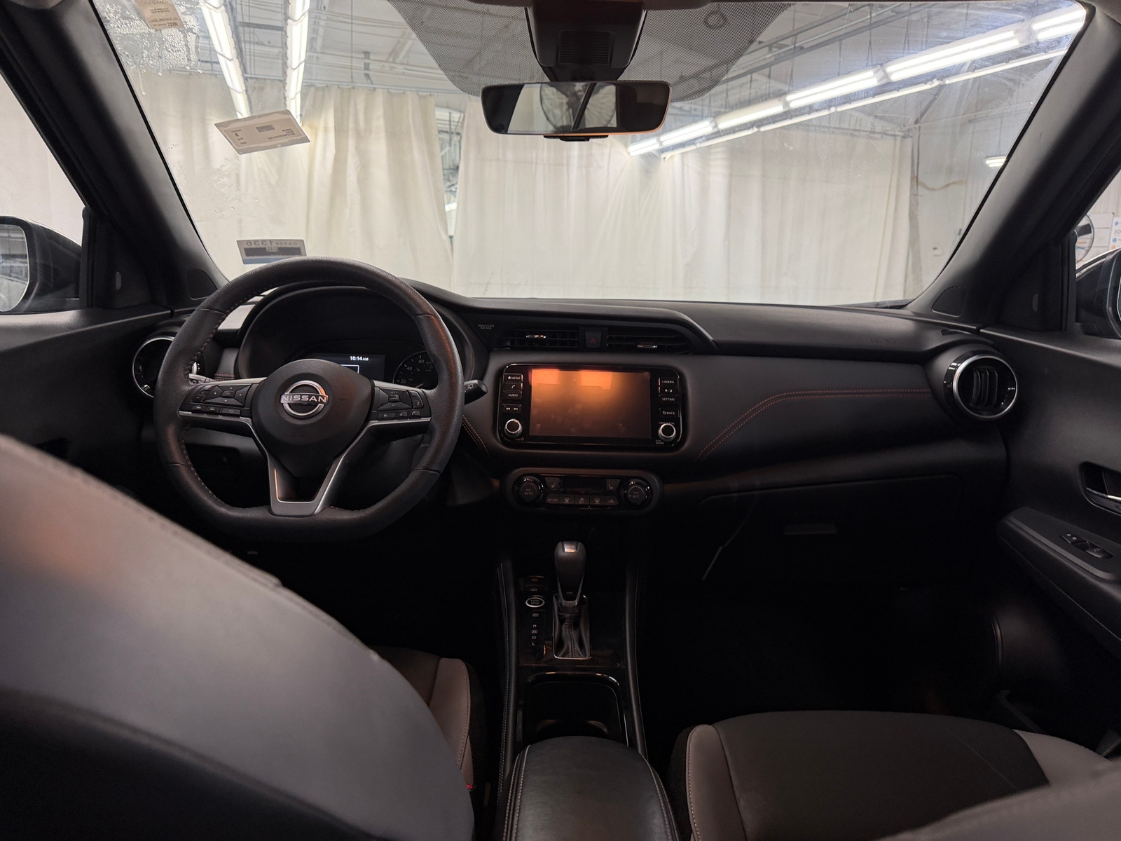 Thumbnail: 2023 Nissan Kicks - 2